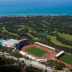 Gloria Sports Arena